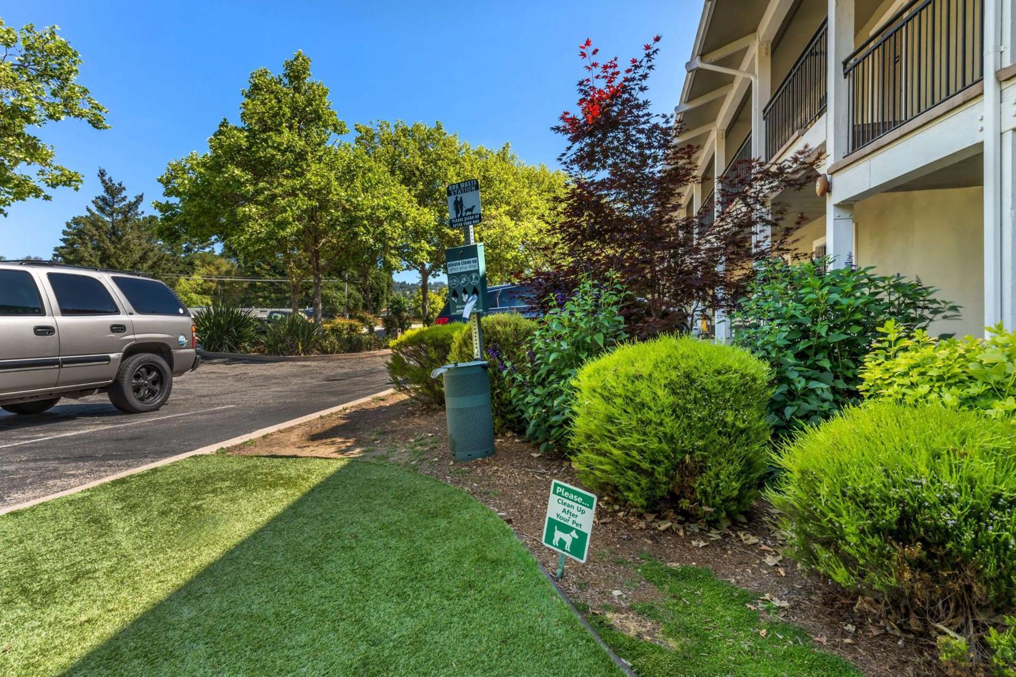 Best Western Plus Inn Scotts Valley Extérieur photo