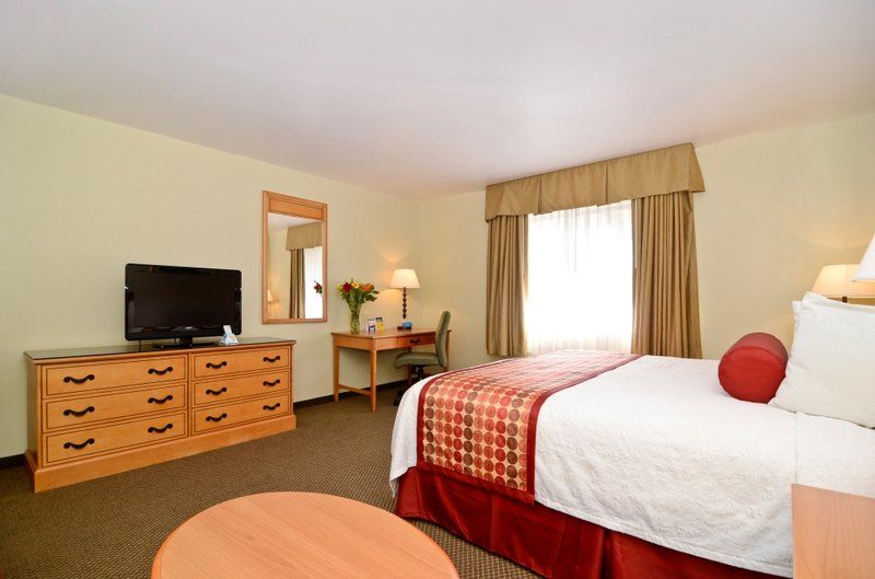 Best Western Plus Inn Scotts Valley Chambre photo